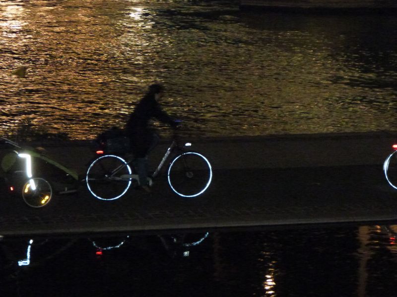 Viarhôna de nuit à Lyon en novembre 2013