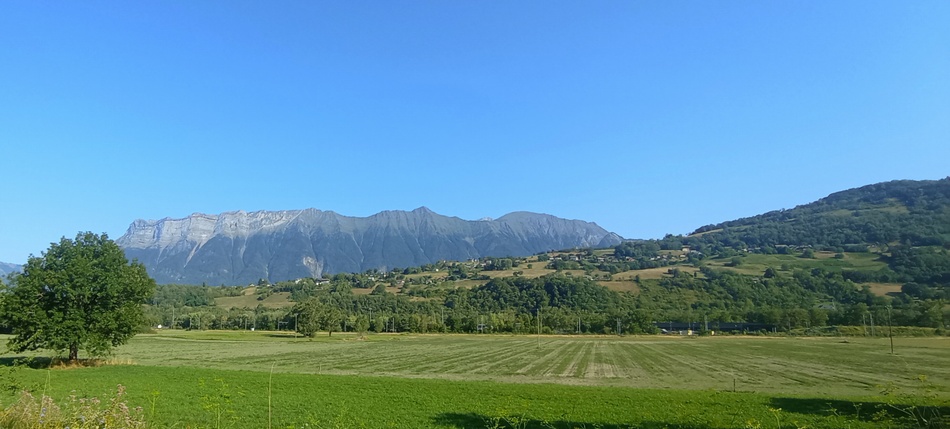La barrière EST du massif des Bauges en vue de la Combe de Savoie en 2026