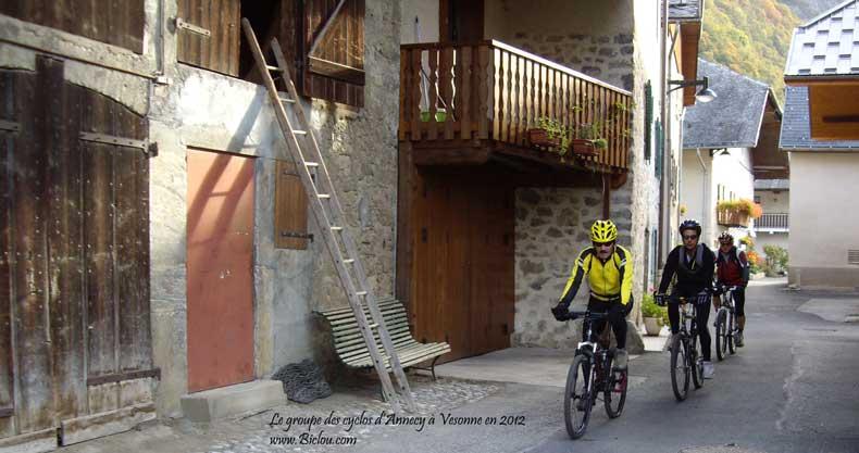 Passage au hameau du Villard de Vesonne