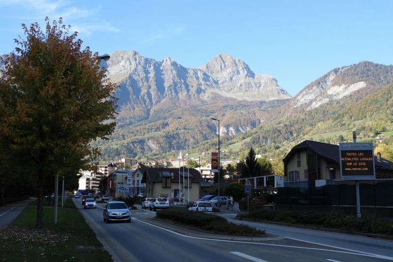 Revoici la plaine et la pollution à Ugine