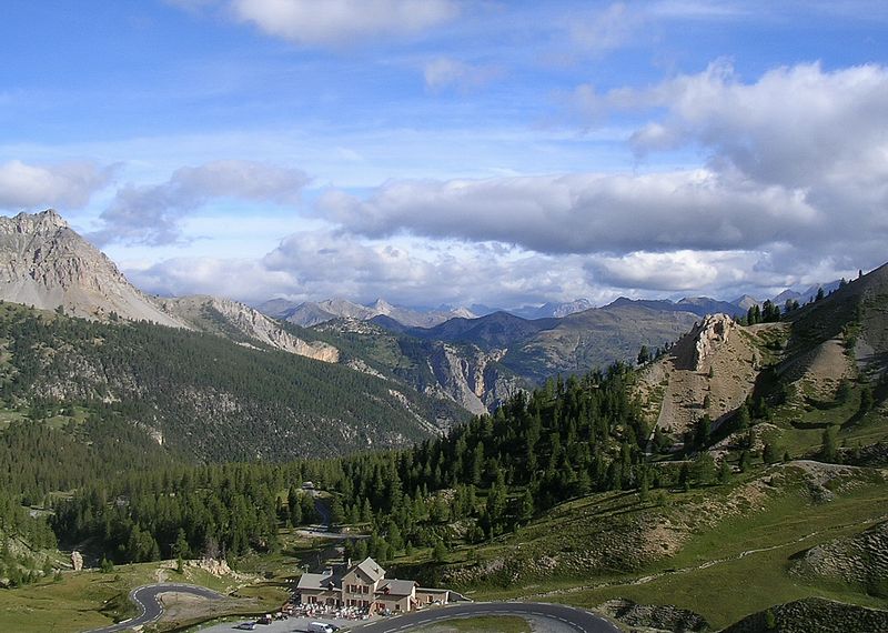 Le refuge Napol&eacute;on peu avant l'ultime coup de rein de l'Izoard en 2005
