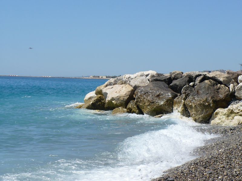 l'&eacute;cume des mers : la grande bleue et les avions