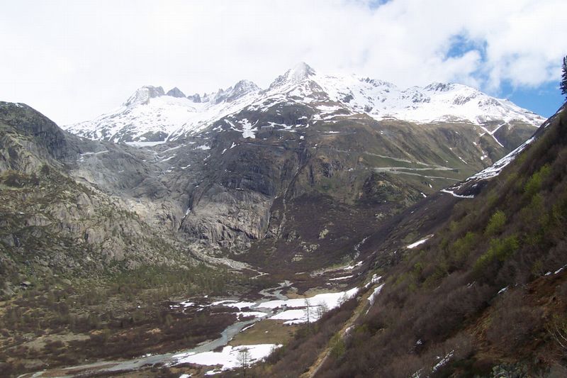 acc&egrave;s au col de la Furka