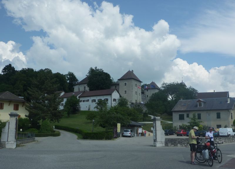 Le ch&acirc;teau de Clermont (haute-savoie)