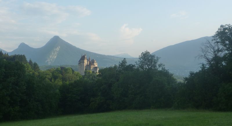 Ch&acirc;teau de menthon st Bernard