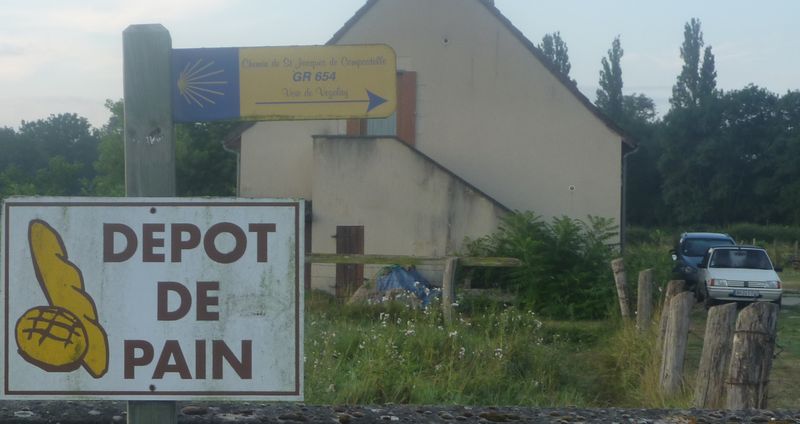 Pancarte pour mal voyants : D&eacute;pot de pain along the euro v&eacute;lo six en 2010