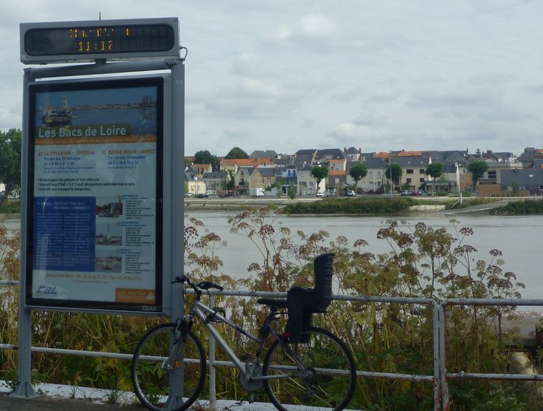 Stop, bac obligatoire en bord de Loire en 2010 sur l'Euro v&eacute;lo Six