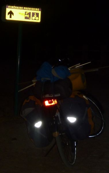 Fanette on the road again sur l'euro v&eacute;lo six au d&eacute;part de Saint Br&eacute;vin