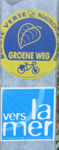 Balisage Groene weg et vers la mer , vus en 2010 du c&ocirc;t&eacute; de Crest