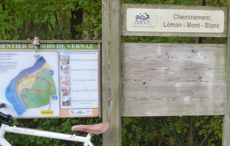 Cheminement l&eacute;man mont blanc au fil de l'eau de l'Arve en 2011 &agrave; Gaillard