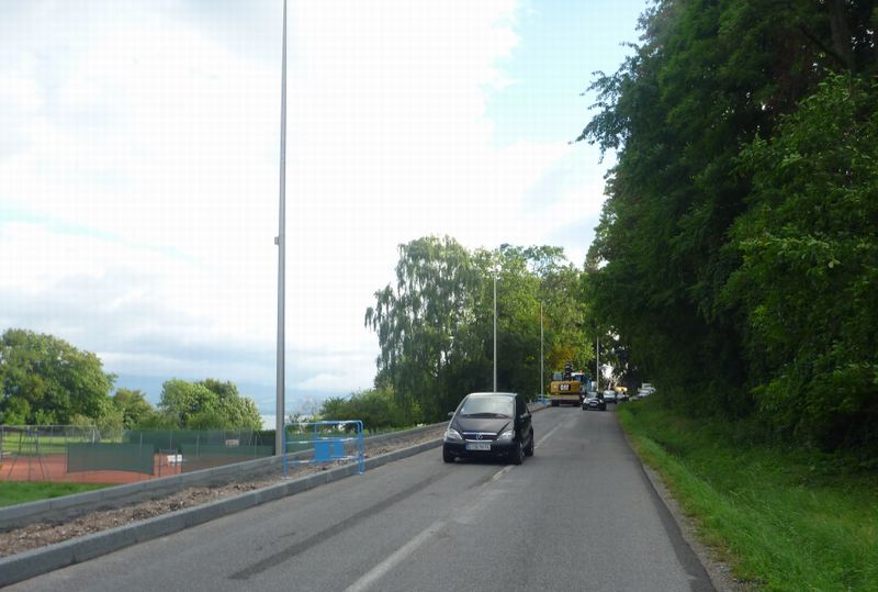 Chens sur L�man juillet 2011, travaux, et les v�los, oubli�s une fois de plus..