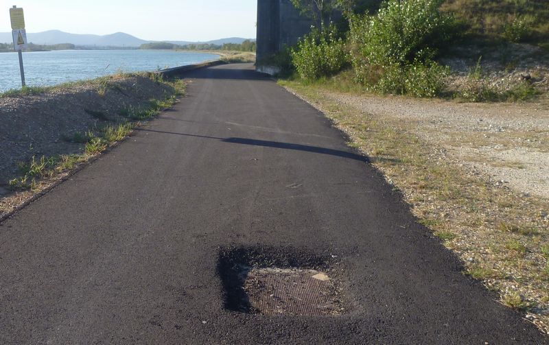 Voie verte Viarhôna au niveau de montélimar en 2011 : no comment