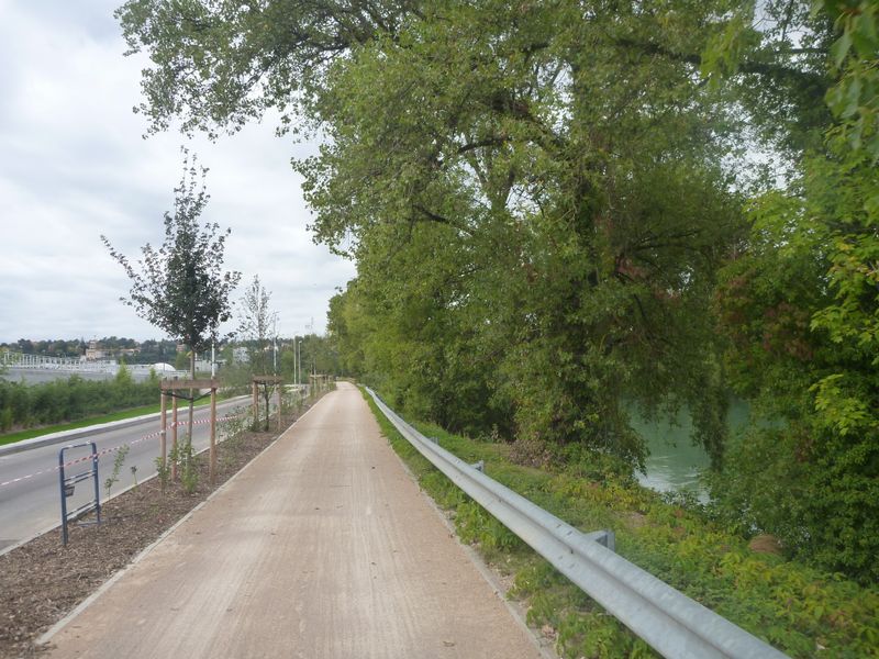 Les bords du rhône de Villeubanne à Lyon, refaits à neuf en 2011