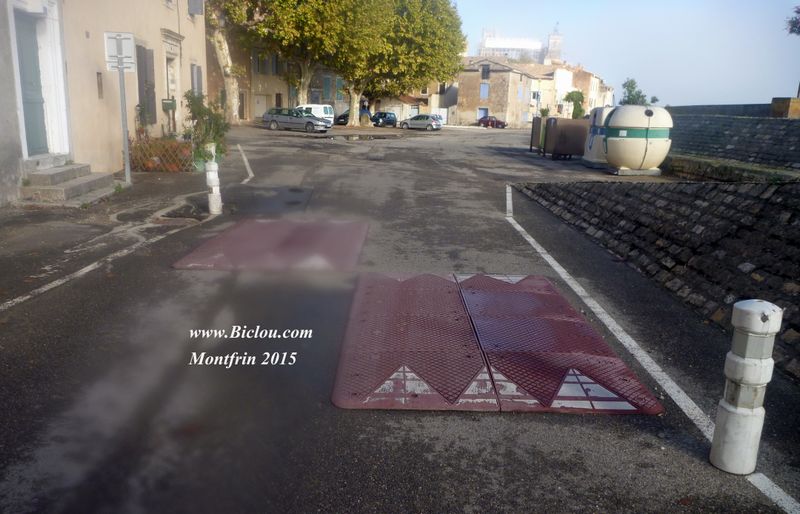 Coussins berlinois à MontFrin, cela ne s'invente pas ..