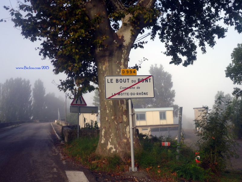 Le Bout du Pont : indications de ViaRhôna se terminent ici en 2015