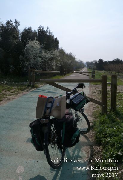 Voie verte Montfrin Comps Beaucaire , existante en mars 2017