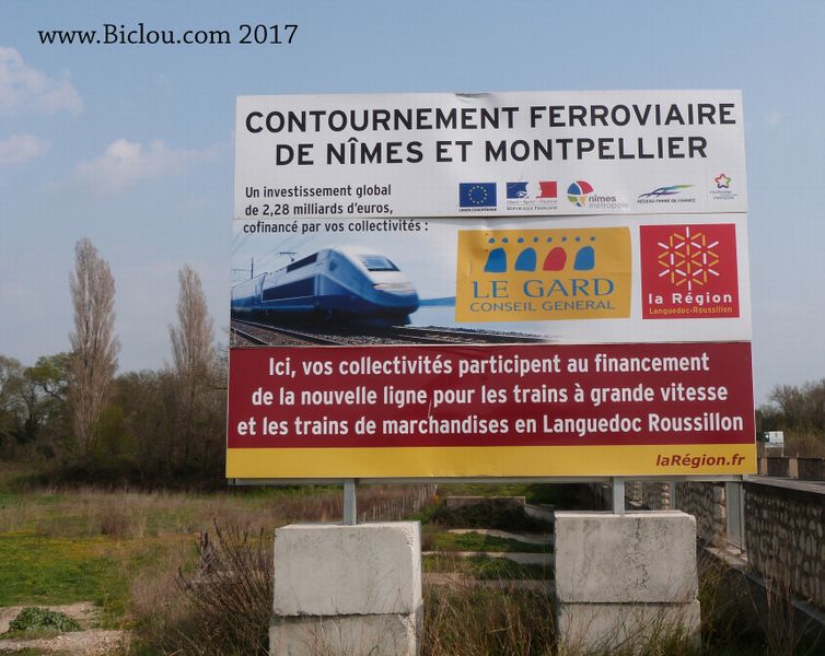 Pancarte : Contournement ferroviaire de Nimes et Montpellier Ocvia (2017)