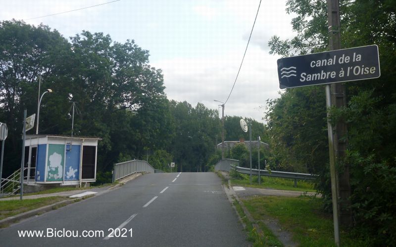 Canal de la Sambre &agrave; l'Oise