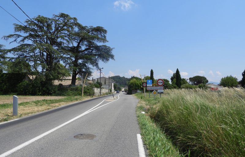 Nous reprenons la route : La B&acirc;tie Rolland, par la D 540