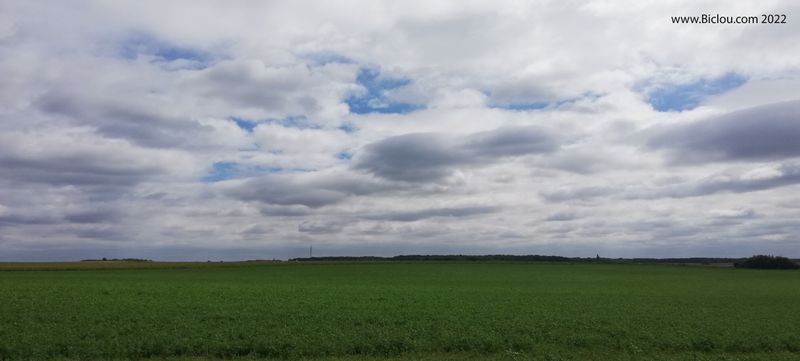 Les grandes plaines du G&acirc;tinais ..