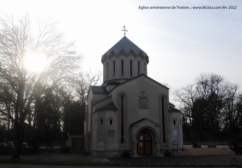 Nous voici donc au depart de Gen&egrave;ve, pour le retour en Favergie : Eglise arm&eacute;nienne de Troinex