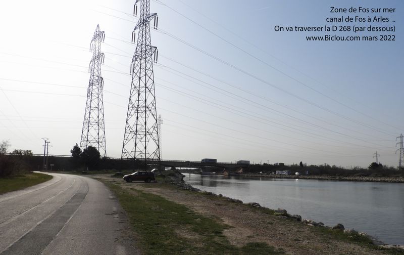 Canal de Fos &agrave; Arles ; on passe sous la D 268
