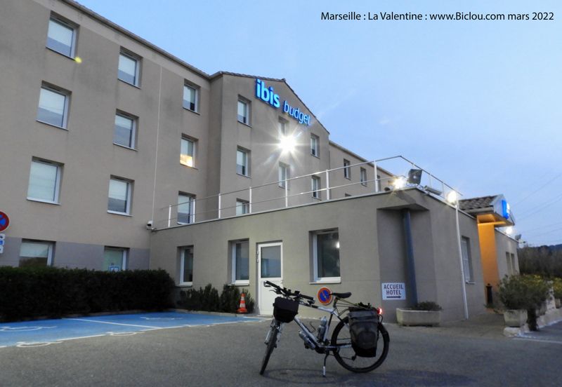 Apr&egrave;s moult virolons, Ibis budget la Valentine Marseille