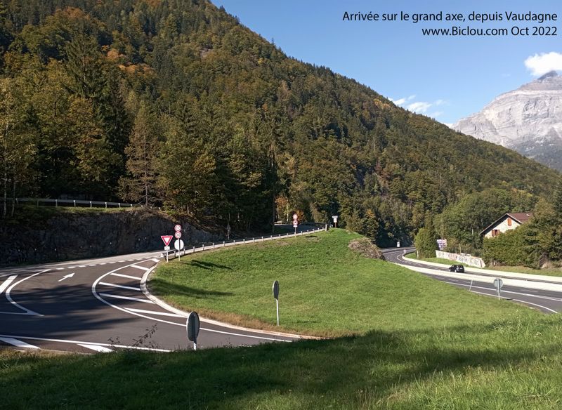 Arriv&eacute;e sur le grand axe, Nationale 205, depuis Vaudagne