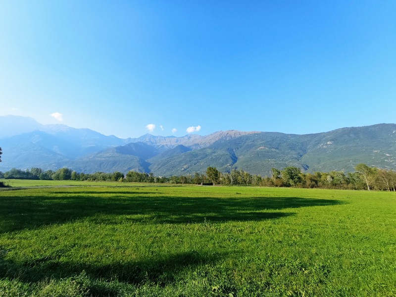 Val de Susa, vue sur les montagnes qui entourent la vallée..