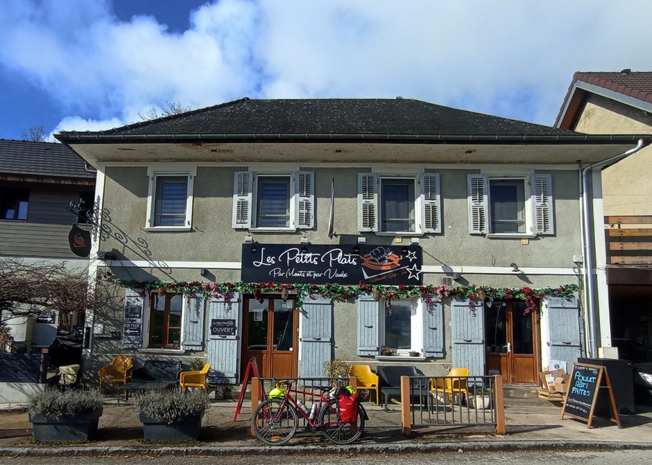Les Petits plats à Vaulx (Albanais , Haute Savoie)