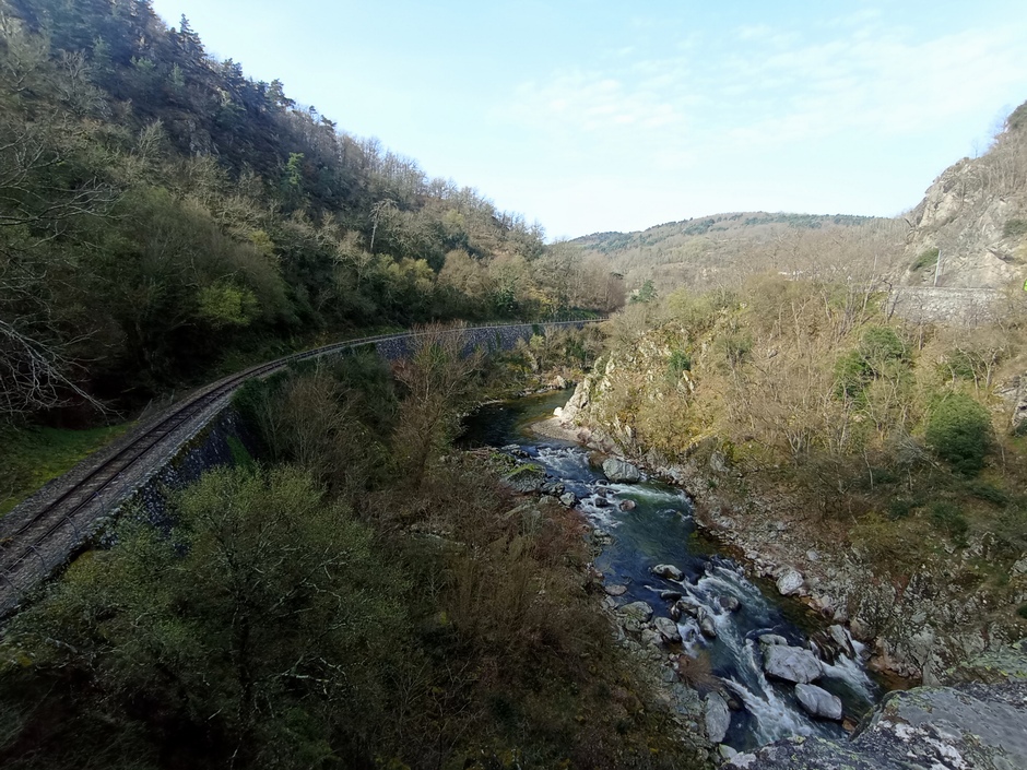 Les gorges du Doux et le fameux train de l'Ardèche