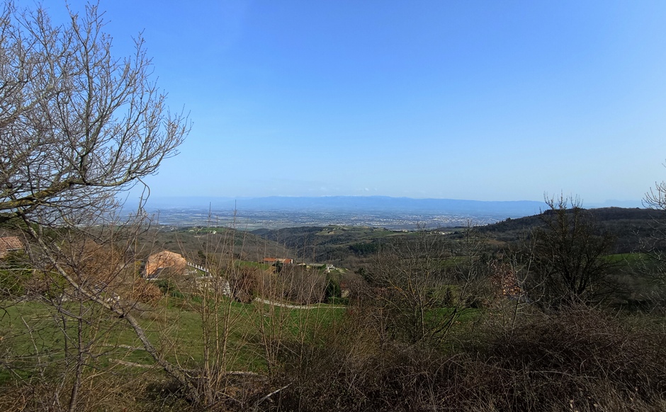 la Vallée du Rhône se profile