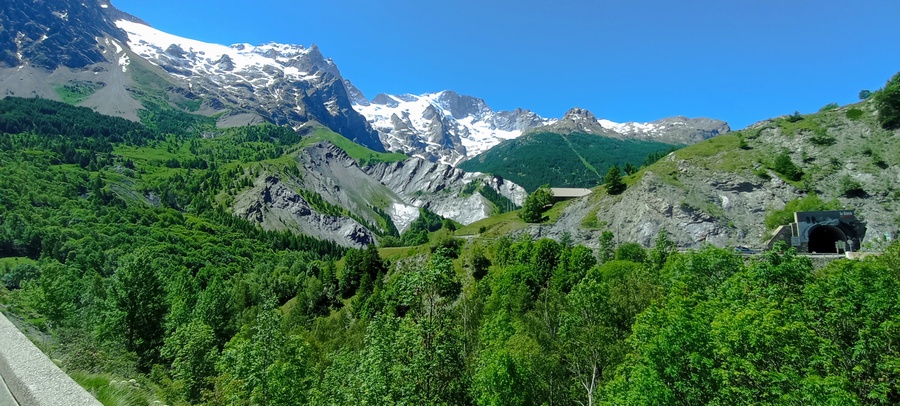 Il reste encore de la Neige sur La Meije en 2026