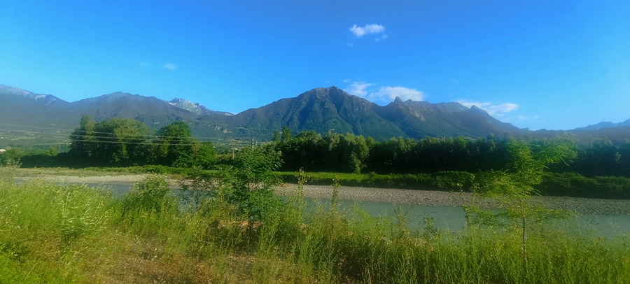 Un ultime regard sur La belle étoile (massif des Bauges en Savoie)