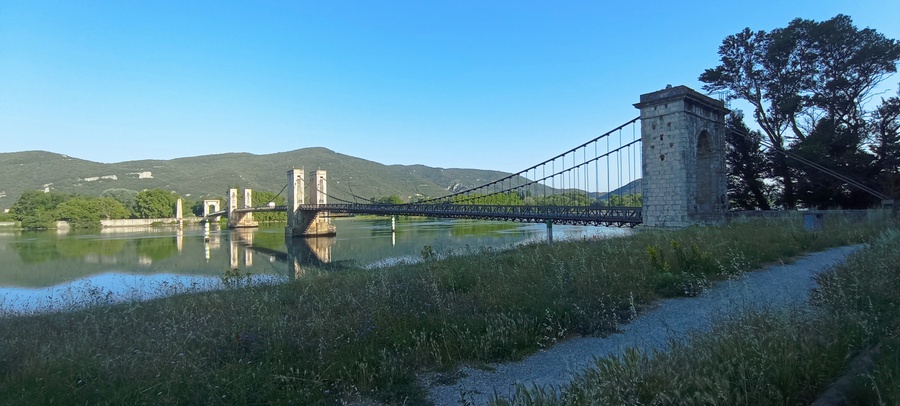 Pont du Robinet, sur le Rhône (Donzère)
