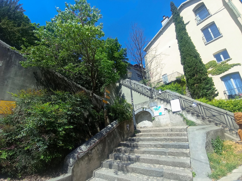Grenoble : la montée de la Bastille