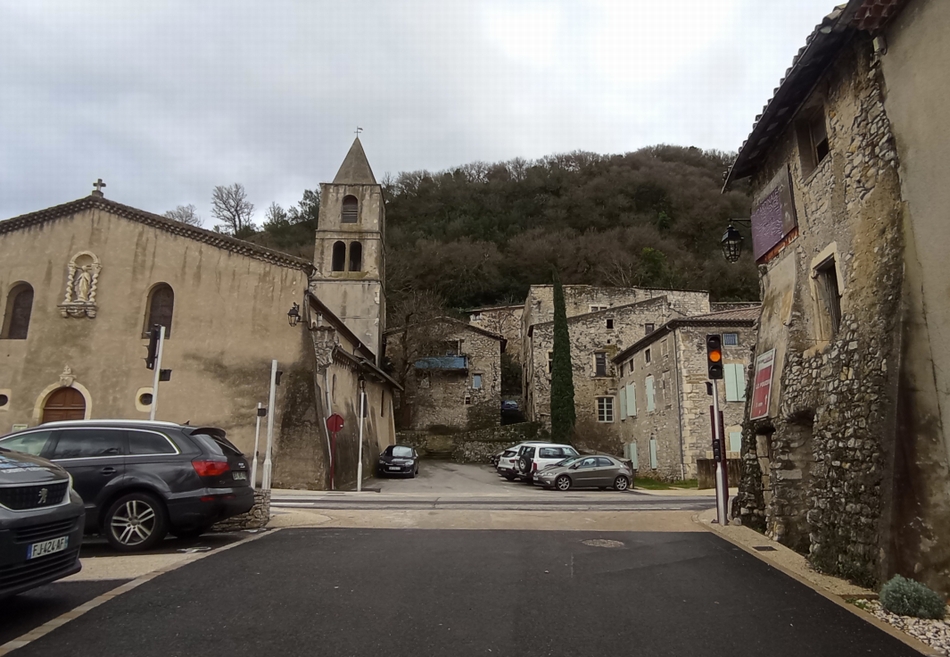 Baix (Ardèche) sur le D 86