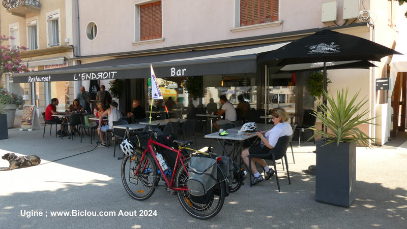 mamie-ugine-restau-endroittitle=mamie-ugine-restau-endroit