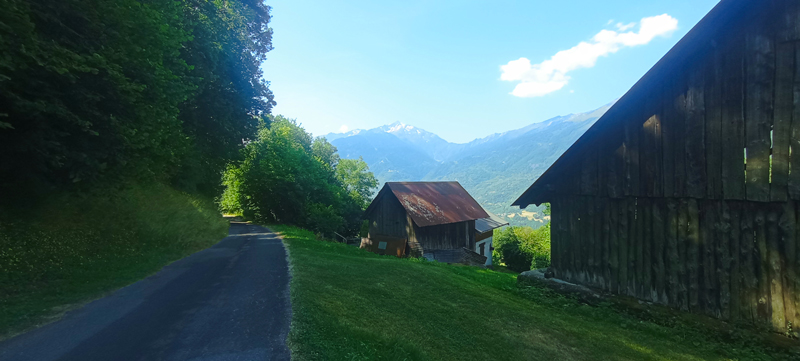 en-montant-au-darutitle=en-montant-au-daru