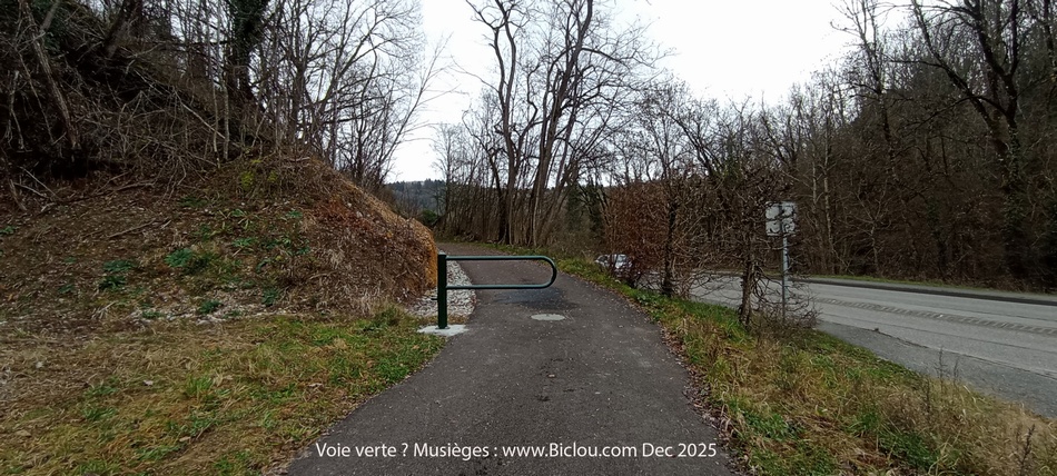 Voie-verte-Serrason-2025-decembre-Velo-route-V-62title=Voie-verte-Serrason-2025-decembre-Velo-route-V-62