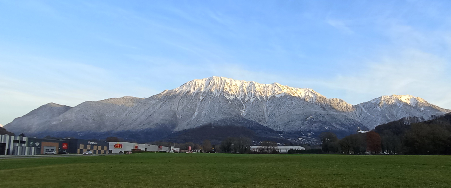 faverges-dent-de-konsse-neige-novembre-2025title=faverges-dent-de-konsse-neige-novembre-2025