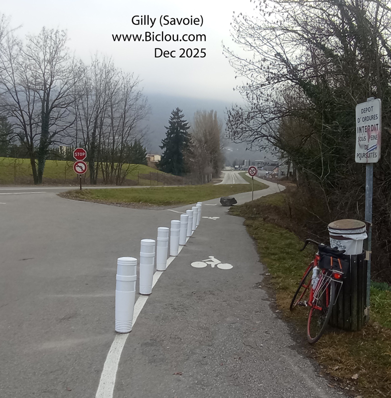 Balisage-velos-velo-route-v-62-pont-de-Gilly-vers-sainte-helene-sur-iseretitle=Balisage-velos-velo-route-v-62-pont-de-Gilly-vers-sainte-helene-sur-isere