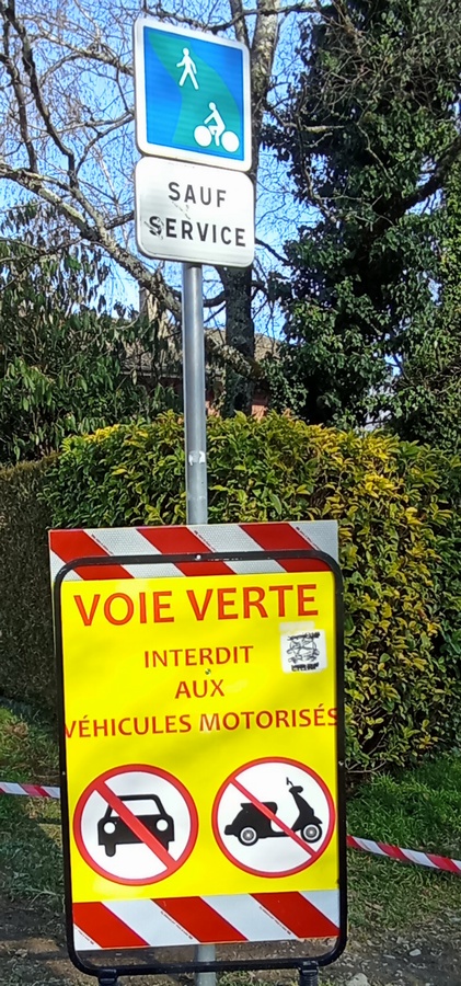 Voie-verte-panneau-sevrier