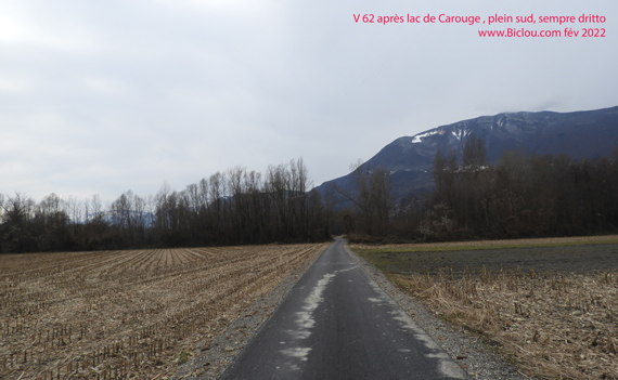 V&eacute;loroute-V-62-combe-de-Savoie-sempre-dritto-direction-Cruet