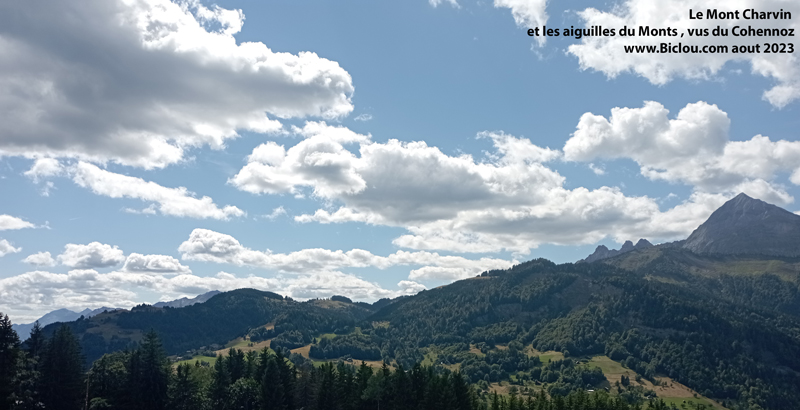 Mont-charvin-et-aiguilles-du-Mont-vus-de-Cohennoz