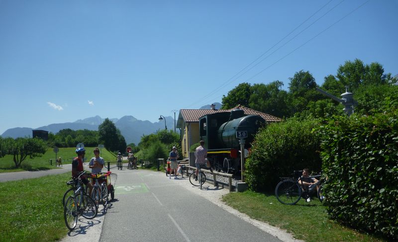 Piste cyclable � la pause de Bredannaz
