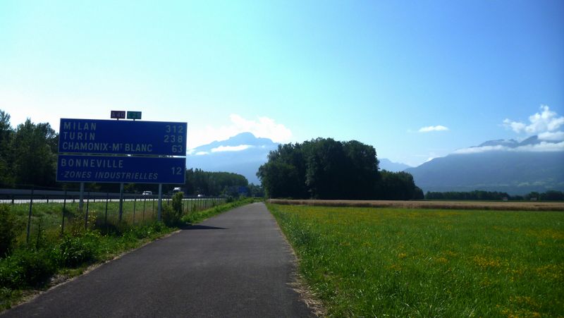Voie verte sur v&eacute;loroute V61 ; Milan n'est puka 312 km ..